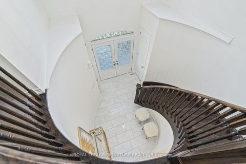 Photo 9 at 31 Streamside Street, Kleinburg, Vaughan
