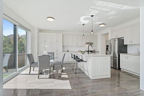 Photo 13 at 31 Streamside Street, Kleinburg, Vaughan