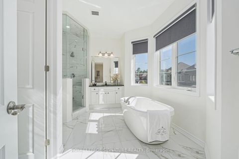 Photo 23 at 31 Streamside Street, Kleinburg, Vaughan