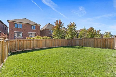 Photo 26 at 31 Streamside Street, Kleinburg, Vaughan
