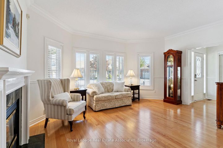 Photo 8 at 7 Powder Mill Court, Wellington, Brampton