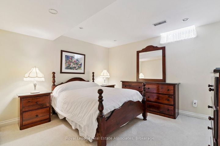 Photo 35 at 7 Powder Mill Court, Wellington, Brampton