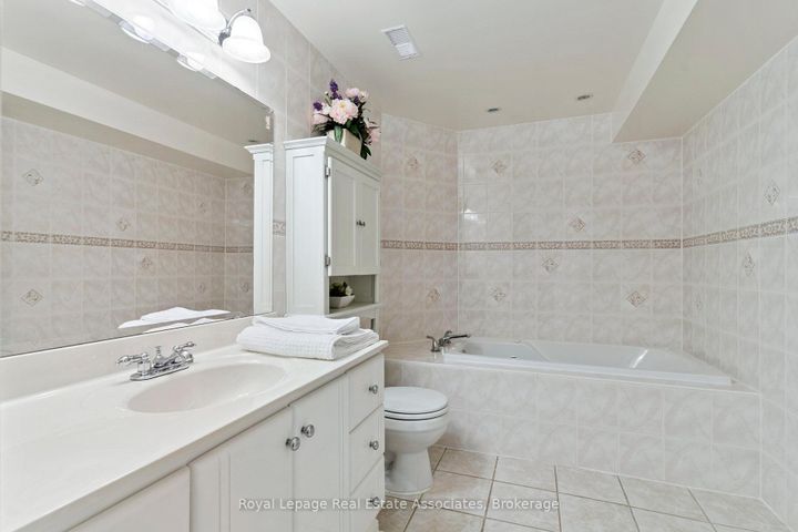 Photo 36 at 7 Powder Mill Court, Wellington, Brampton