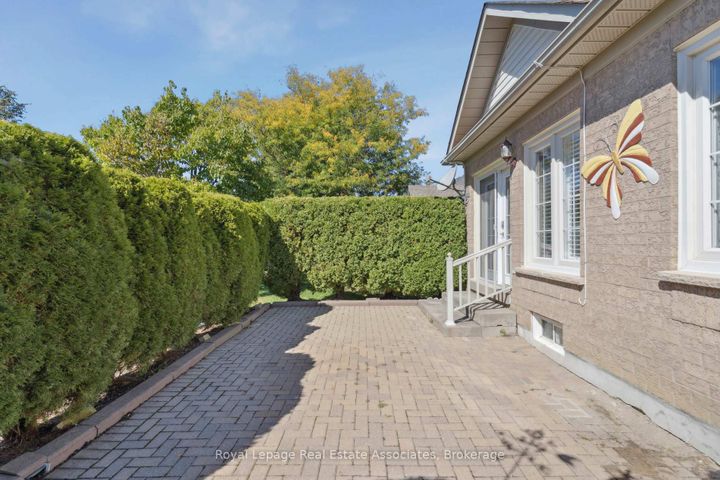 Photo 38 at 7 Powder Mill Court, Wellington, Brampton