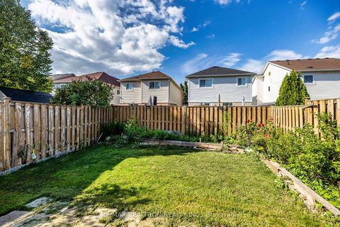Photo 10 at 32 Samandria Avenue, Taunton North, Whitby