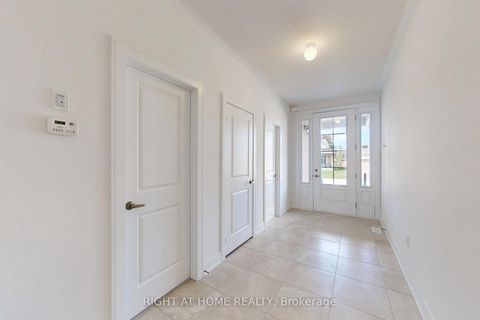 Photo 4 at 239 Wilcox Drive, Stayner, Clearview