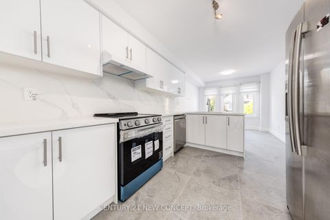 Photo 5 at 100 Coburg Crescent, Langstaff, Richmond Hill