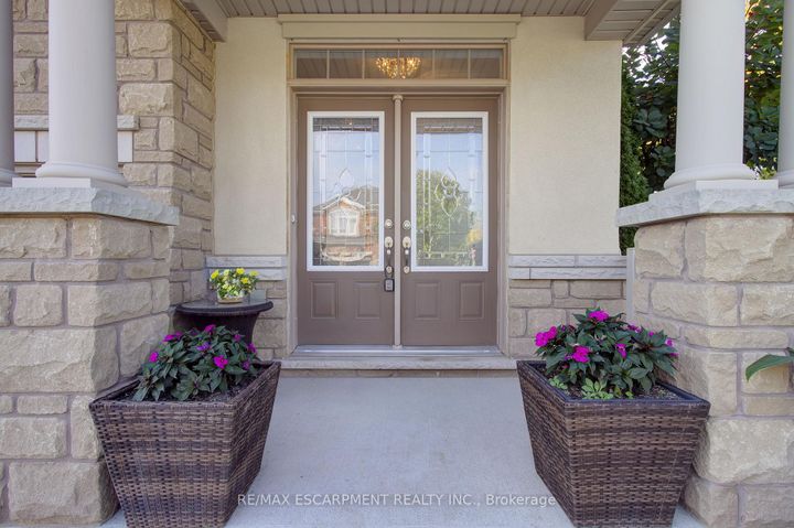 Photo 2 at 3308 Granite Gate, Alton, Burlington