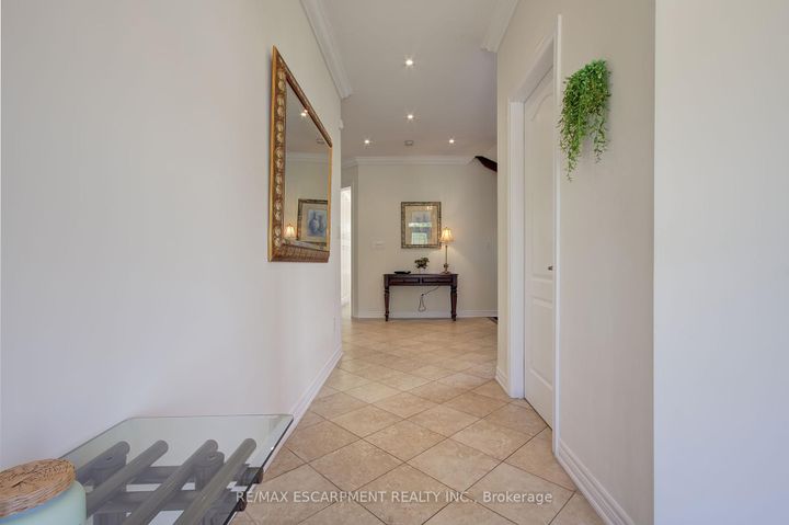 Photo 4 at 3308 Granite Gate, Alton, Burlington
