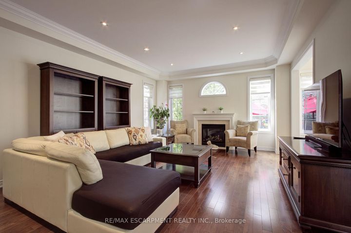 Photo 7 at 3308 Granite Gate, Alton, Burlington