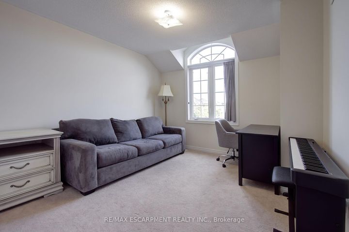 Photo 29 at 3308 Granite Gate, Alton, Burlington