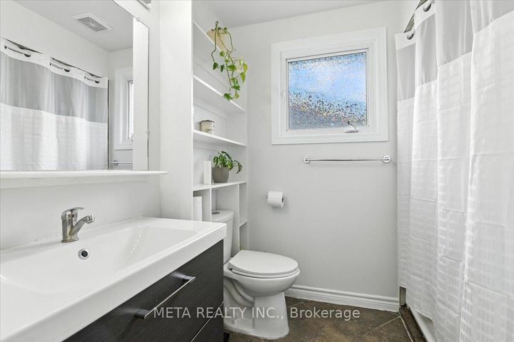 Photo 26 at 1567 Jaywin Circle, Village East, Pickering