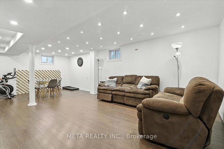 Photo 27 at 1567 Jaywin Circle, Village East, Pickering