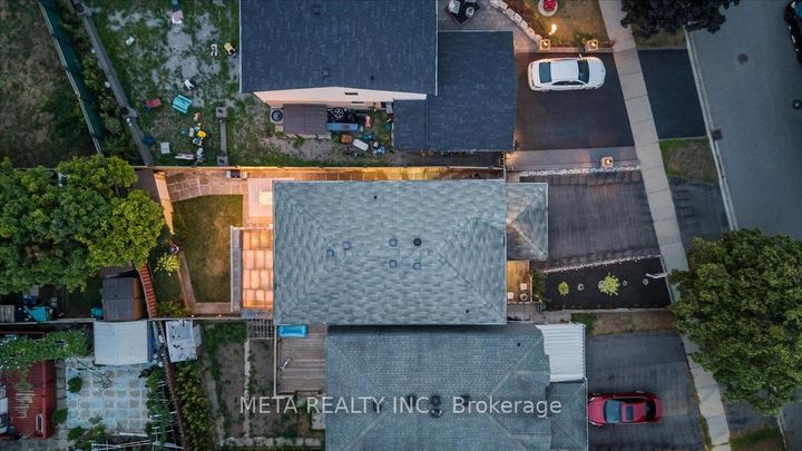 Photo 43 at 1567 Jaywin Circle, Village East, Pickering