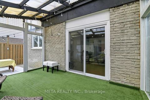 Photo 13 at 1567 Jaywin Circle, Village East, Pickering