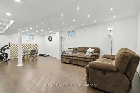 Photo 27 at 1567 Jaywin Circle, Village East, Pickering