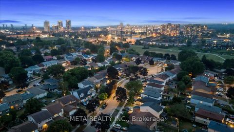 Photo 48 at 1567 Jaywin Circle, Village East, Pickering