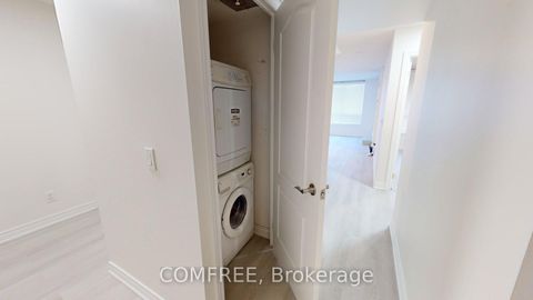 Photo 3 at 201 - 60 Disera Drive, Beverley Glen, Vaughan
