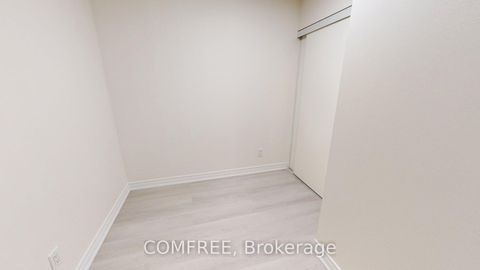 Photo 4 at 201 - 60 Disera Drive, Beverley Glen, Vaughan
