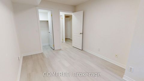Photo 13 at 201 - 60 Disera Drive, Beverley Glen, Vaughan
