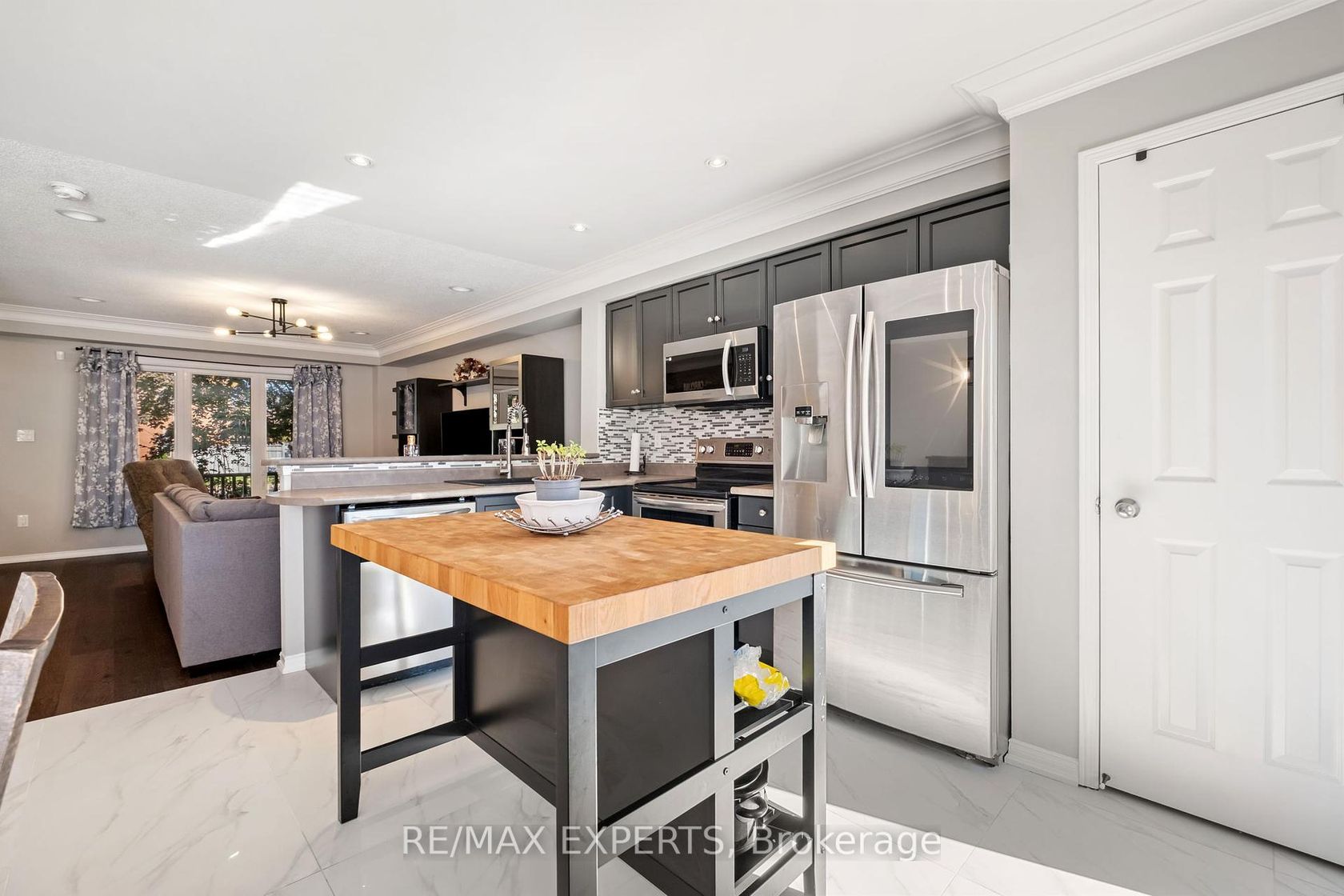 105 America Avenue, Maple, Vaughan 