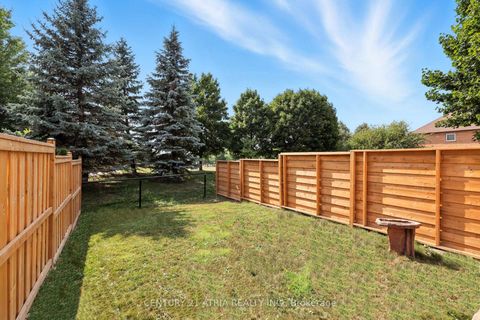 Photo 23 at 12 Stiles Avenue, Bayview Wellington, Aurora