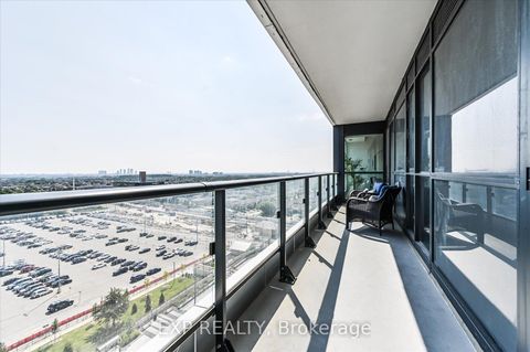 Photo 7 at 1006 - 120 Eagle Rock Way, Maple, Vaughan