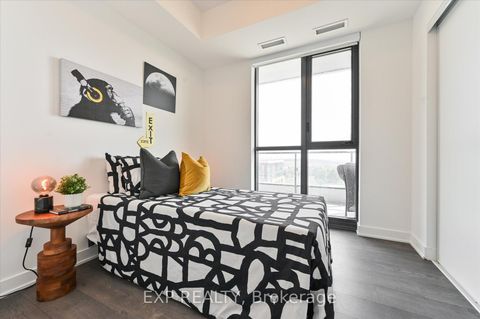 Photo 12 at 1006 - 120 Eagle Rock Way, Maple, Vaughan