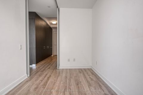 Photo 7 at 1415 - 50 Charles Street E, Yonge Corridor, Toronto Photo 7 at 1415 - 50 Charles Street E, Yonge Corridor, Toronto