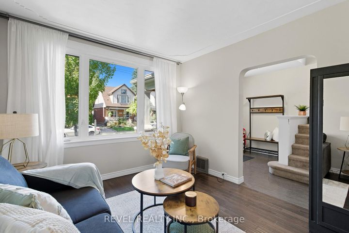 Photo 6 at 197 Balmoral Avenue S, Delta, Hamilton