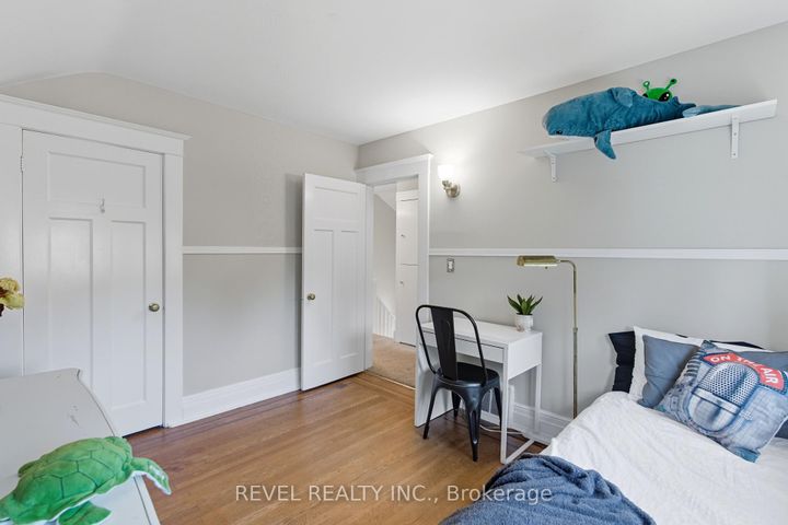 Photo 20 at 197 Balmoral Avenue S, Delta, Hamilton
