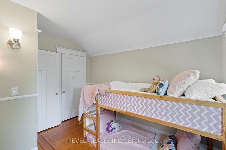 Photo 22 at 197 Balmoral Avenue S, Delta, Hamilton