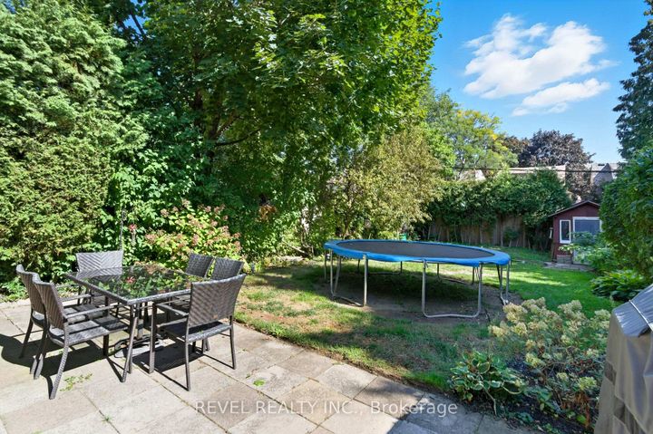 Photo 32 at 197 Balmoral Avenue S, Delta, Hamilton