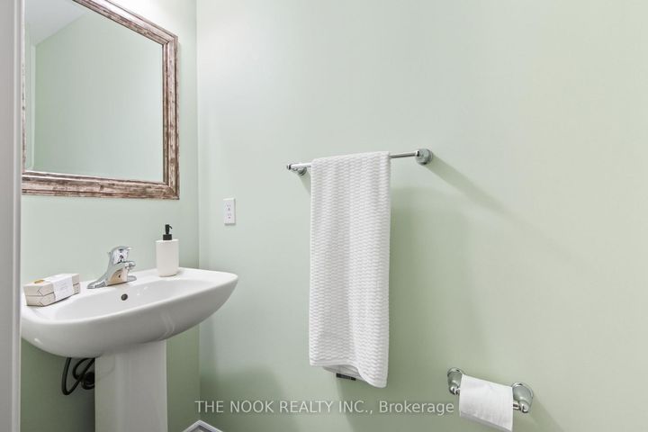 Photo 12 at 12 Tabaret Crescent, Windfields, Oshawa