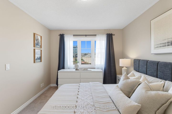 Photo 16 at 12 Tabaret Crescent, Windfields, Oshawa