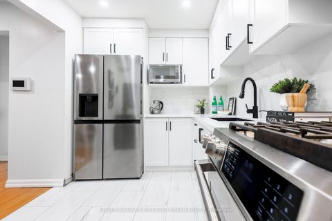 Photo 12 at 84 Lowry Square, Malvern, Toronto