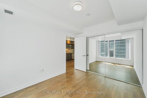 Photo 15 at 1109 - 10 York Street, Waterfront Communities C1, Toronto