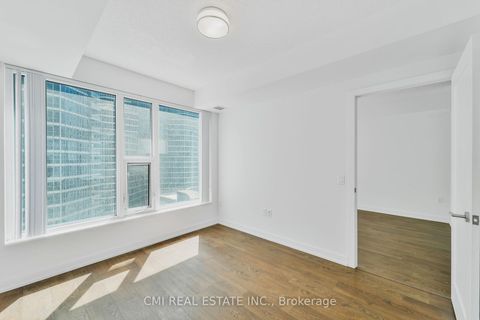 Photo 16 at 1109 - 10 York Street, Waterfront Communities C1, Toronto