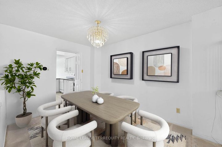 Photo 7 at 130 Whistling Hills Drive, Milliken, Toronto