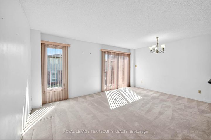 Photo 15 at 130 Whistling Hills Drive, Milliken, Toronto