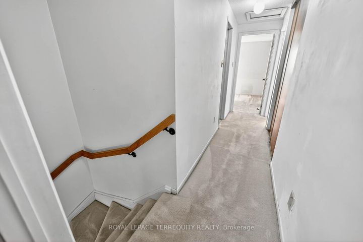 Photo 23 at 130 Whistling Hills Drive, Milliken, Toronto
