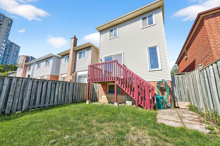 Photo 33 at 130 Whistling Hills Drive, Milliken, Toronto