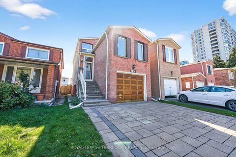 Photo 3 at 130 Whistling Hills Drive, Milliken, Toronto