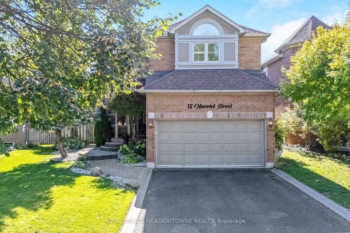 Photo 2 at 15 Harriet Street, Georgetown, Halton Hills