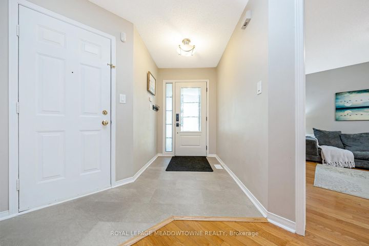 Photo 7 at 15 Harriet Street, Georgetown, Halton Hills