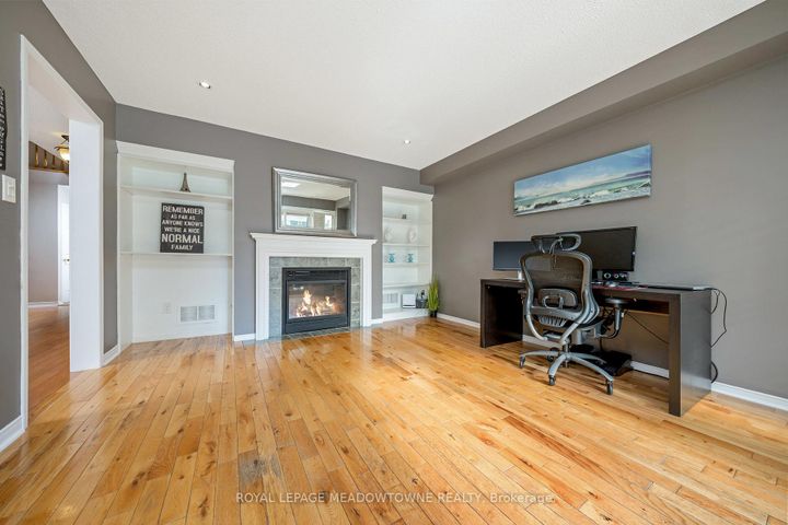Photo 14 at 15 Harriet Street, Georgetown, Halton Hills