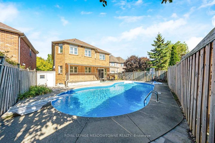 Photo 46 at 15 Harriet Street, Georgetown, Halton Hills