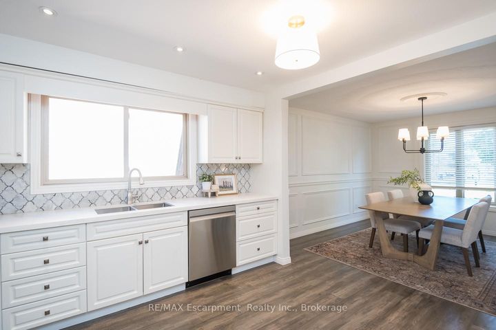 Photo 14 at 45 Amberwood Street, Stoney Creek Mountain, Hamilton