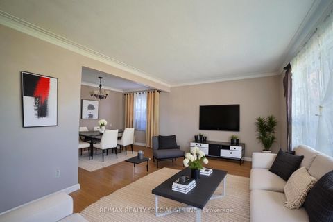 Photo 4 at 127 Flora Drive, Dorset Park, Toronto