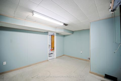 Photo 24 at 127 Flora Drive, Dorset Park, Toronto